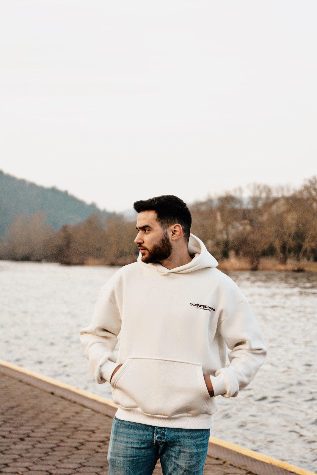OVERSIZED HOODIE CREAMY WHITE (LIMITED) "MAIN CHARACTER "